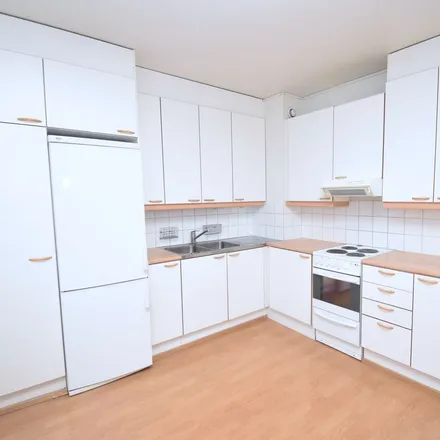 Rent this 3 bed apartment on Jyrkänkatu 7 in 15500 Lahti, Finland