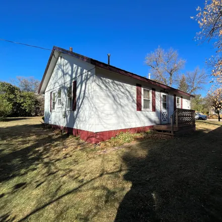 Image 6 - 1005 6th Street, Britton, SD 57430, USA - House for sale