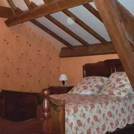 Rent this 5 bed house on Dordogne