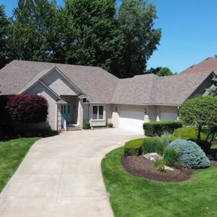 Buy this 3 bed house on 52174 Highbury Court in Shelby Charter Township, MI 48315