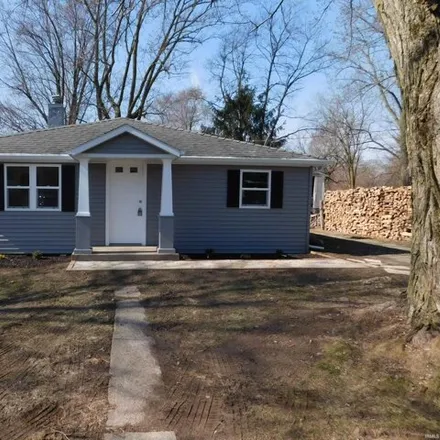 Buy this 3 bed house on 1737 Fox Farm Road in Kosciusko County, IN 46580