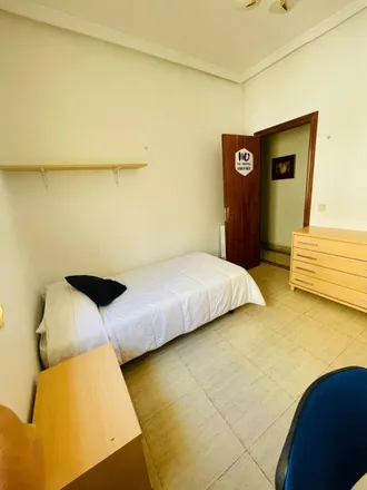 Rent this 1 bed room on Calle Marqués del Vasto in 28003 Madrid, Spain