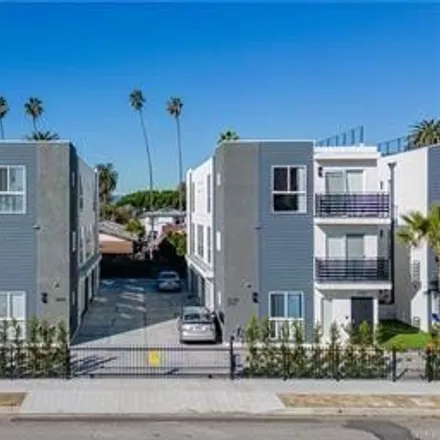 Rent this 4 bed apartment on 2799 South La Brea Avenue in Los Angeles, CA 90016