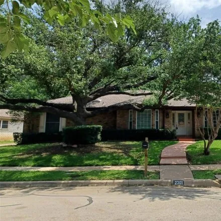 Rent this 4 bed house on 2305 Saint Claire Drive in Arlington, TX 76012