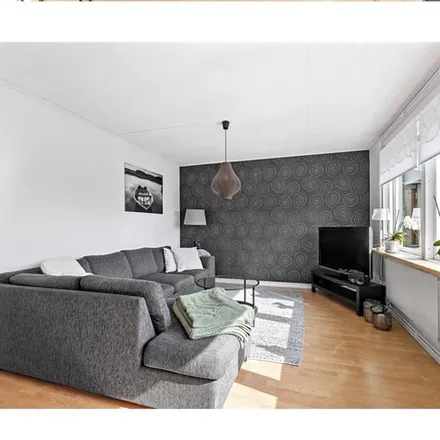Rent this 5 bed apartment on Ejdergränd in Luleå, Sweden