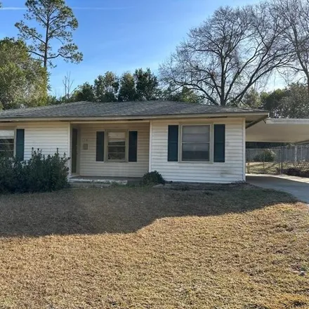 Buy this 3 bed house on 254 North Grady Avenue in Douglas, GA 31533