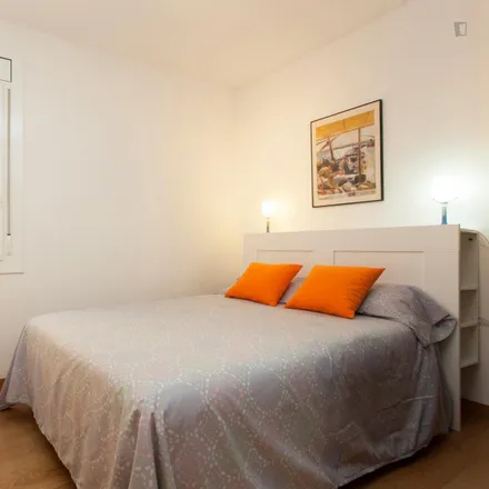 Rent this 3 bed apartment on Carrer de Ramon Turró in 10, 08005 Barcelona
