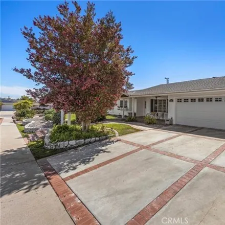 Image 4 - 4701 Valencia Ave, Yorba Linda, California, 92886 - House for sale