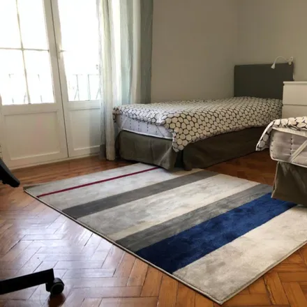 Rent this 3 bed room on Avenida de Roma 45 in 1700-342 Lisbon, Portugal