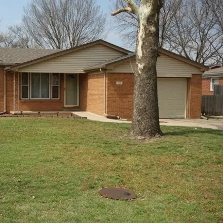 Buy this 3 bed house on 777 Edgewood Drive in Mulvane, KS 67110
