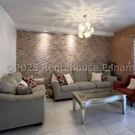 Buy this 3 bed house on unnamed road in Versalles I, Don Bosco