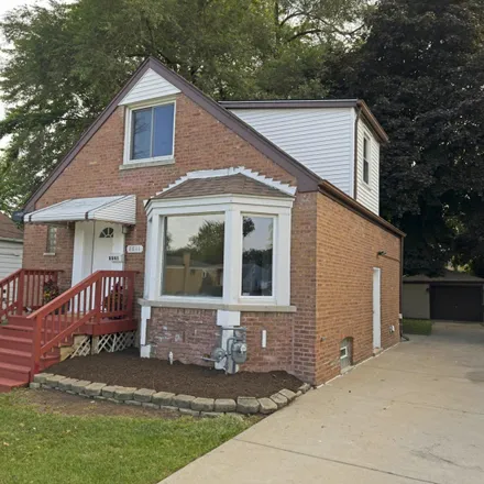 Buy this 3 bed house on 2730 West 100th Street in Chicago, IL 60655