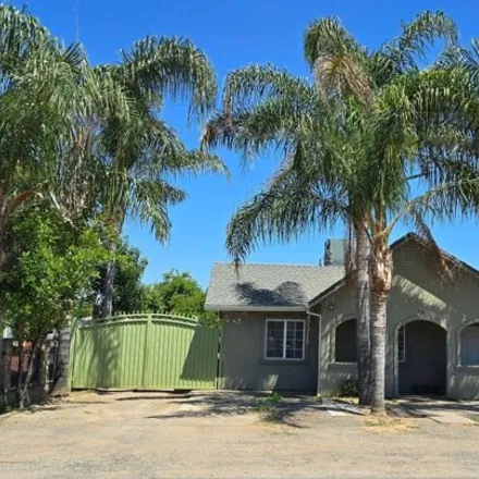Buy this 2 bed house on 1433 Hayne Avenue in Yuba City, CA 95993
