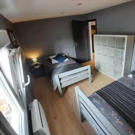 Rent this 2 bed apartment on 55100 Verdun