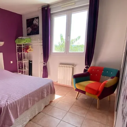 Rent this 3 bed house on La Compagnie Des Déboucheurs in Route des Arcs, 83720 Trans-en-Provence