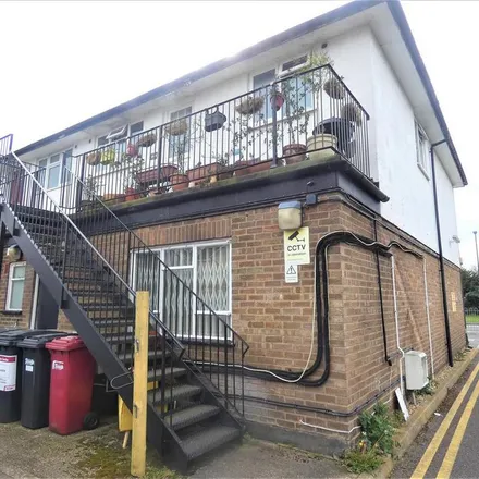 Image 8 - Lower Cippenham Lane, Slough, SL1 5DL, United Kingdom - Apartment for rent