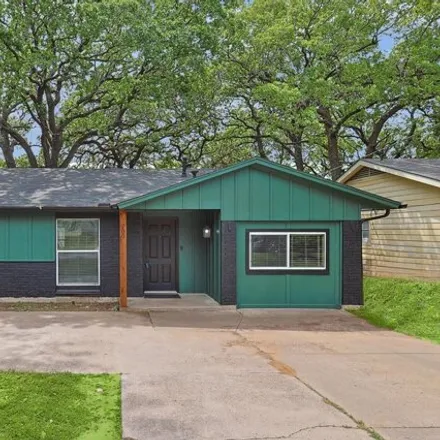 Buy this 3 bed house on 760 Chambers Street in Denton, TX 76205