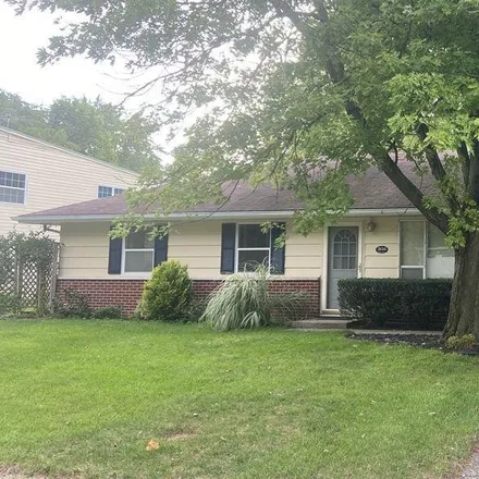 Rent this 3 bed house on 2616 Willow Drive in West Lafayette, IN 47906