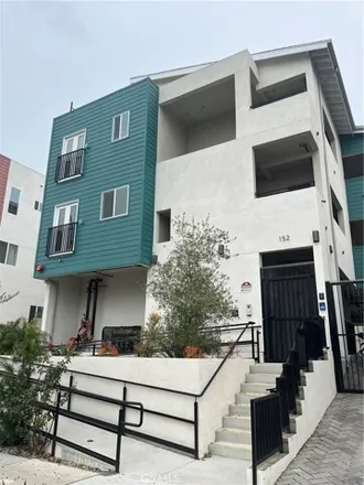 Rent this 2 bed apartment on 162 North Mariposa Avenue in Los Angeles, CA 90004