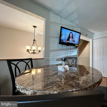 Image 6 - 11848 Blue February Way, Columbia, MD 21044, USA - Townhouse for sale