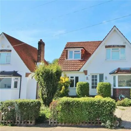 Buy this 2 bed house on Hillview Road in Worthing, BN14 0BU