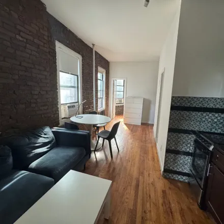 Image 5 - 57 Pitt Street, New York, NY 10002, USA - Apartment for rent
