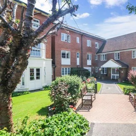 Image 1 - The Causeway, St. Stephen's Road, Canterbury, CT2 7RD, United Kingdom - Apartment for sale