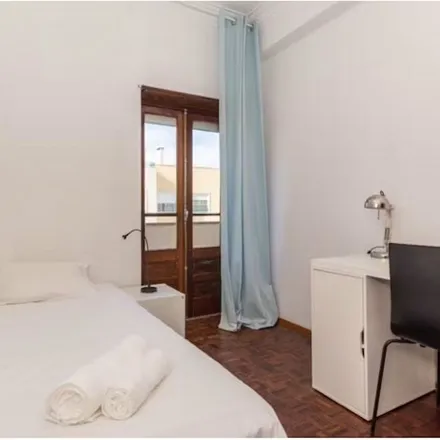 Image 9 - Rua da Costa, 2825-450 Costa da Caparica, Portugal - Apartment for rent