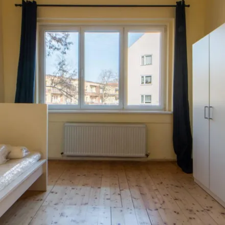 Rent this 2 bed room on Braunlager Straße 11 in 12347 Berlin, Germany
