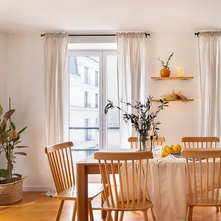 Rent this 3 bed apartment on 31 Boulevard de Bonne Nouvelle in 75002 Paris, France