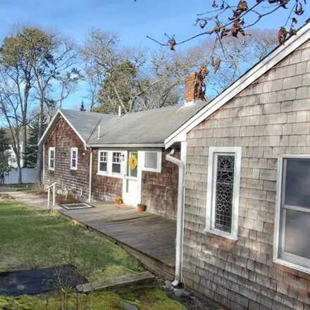 Image 3 - 176 South Street, Harwich Port, Harwich, MA 02646, USA - House for sale