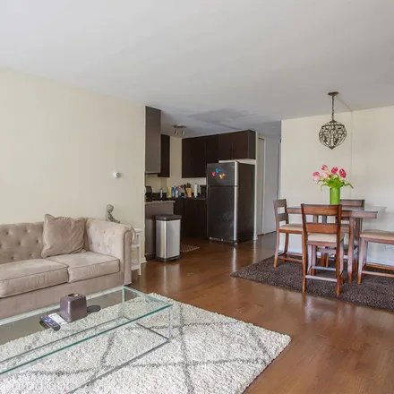 Rent this 1 bed apartment on 253 East Delaware in 253 East Delaware Place, Chicago