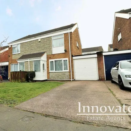 Rent this 3 bed duplex on Deal Drive in Oakham, B69 1TD