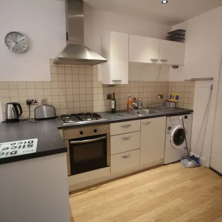 Rent this 1 bed apartment on Subway in High Street, London