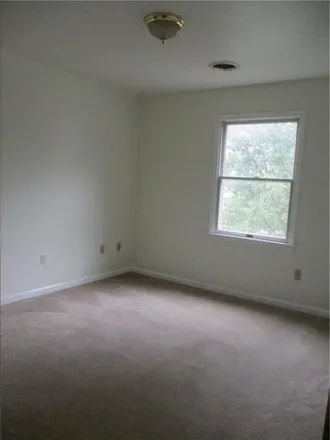 Image 4 - 5300 Russell Ct Apt 8, Whitehall, Pennsylvania, 18052 - Apartment for rent