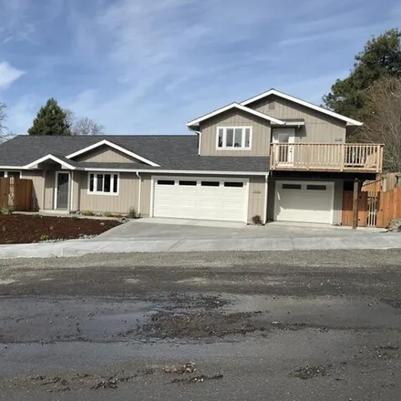 Buy this 3 bed house on 212 Hodgson Street in Eureka, CA 95503