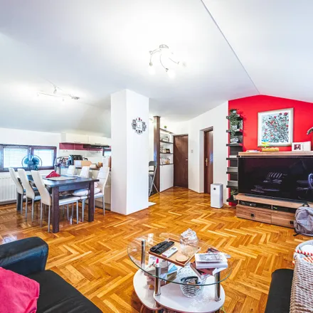 Buy this 4 bed house on Jomarosi d.o.o. in Kosinjska ulica 19, 10000 City of Zagreb