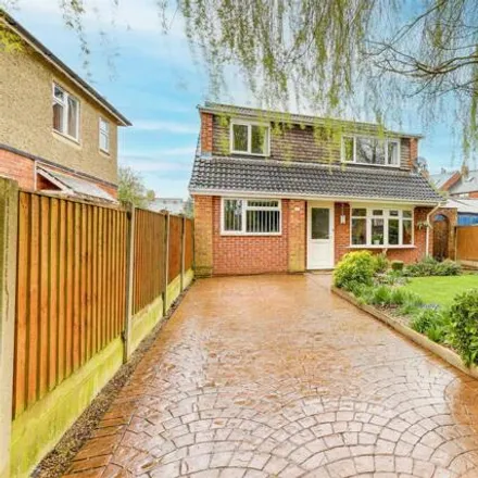 Buy this 3 bed house on Central Avenue in Hucknall, NG15 7JJ