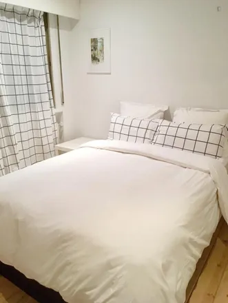 Rent this 1 bed apartment on Madrid in Calle del Príncipe de Vergara, 3