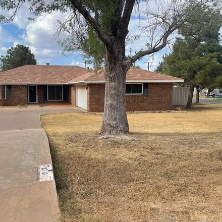 Buy this 3 bed house on 2601 28th Street in Snyder, TX 79549