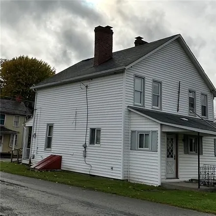 Image 3 - 112 East Painter Street, South Connellsville, Fayette County, PA 15425, USA - Duplex for sale