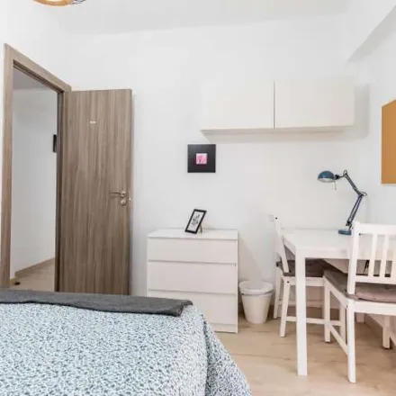 Rent this 1 bed apartment on Carrer de Pepe Alba in 7, 46022 Valencia