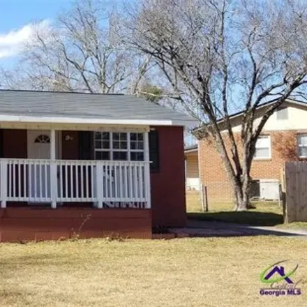 Rent this 3 bed house on 110 Cynthia Way in Warner Robins, GA 31088