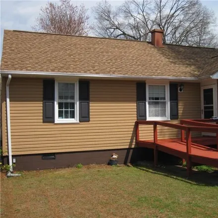 Buy this 3 bed house on 2016 East Nine Mile Road in Highland Springs, VA 23150