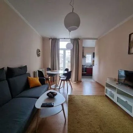 Rent this 1 bed apartment on Rue de Pervyse - Pervijzestraat 29 in 1040 Etterbeek, Belgium