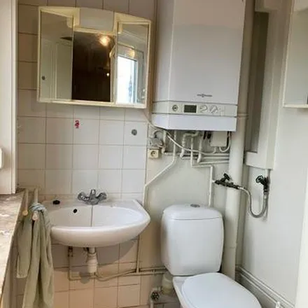 Rent this 1 bed apartment on Wallenstraat 18 in 8800 Roeselare, Belgium