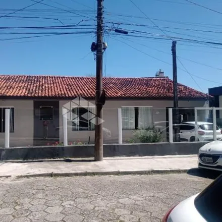 Buy this 3 bed house on Rua Domingos Pedro Romão in Barreiros, São José - SC