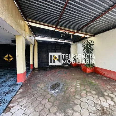 Buy this 4 bed house on Condominios "México" in Calle Cristóbal Colón, Santa Cruz de Abajo
