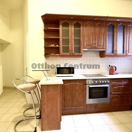 Image 9 - Használtruha, Veszprém, Mindszenty József utca 2, 8200, Hungary - Apartment for rent