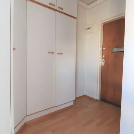 Rent this 1 bed apartment on Asemakatu 15 in 90100 Oulu, Finland